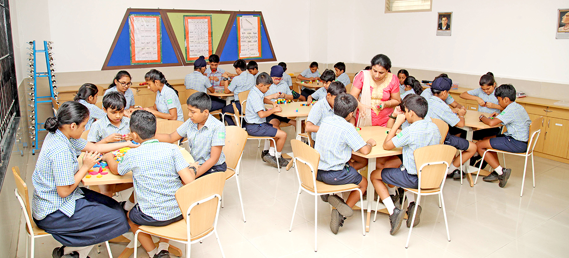 reliance-foundation-school-facilities-classroom-laboratories